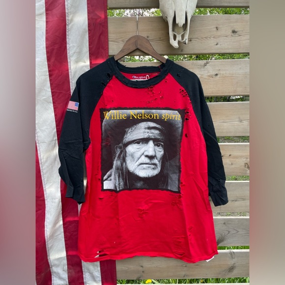 Willie Nelson Distressed Tee - Picture 1 of 4